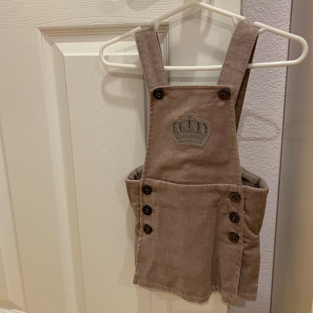 Burberry size 6m